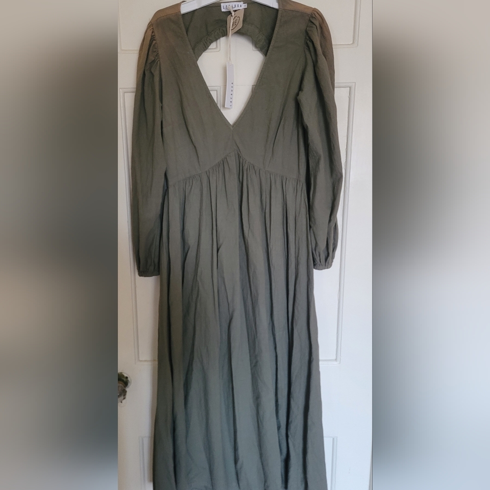 Dress - Picture 4 of 8
